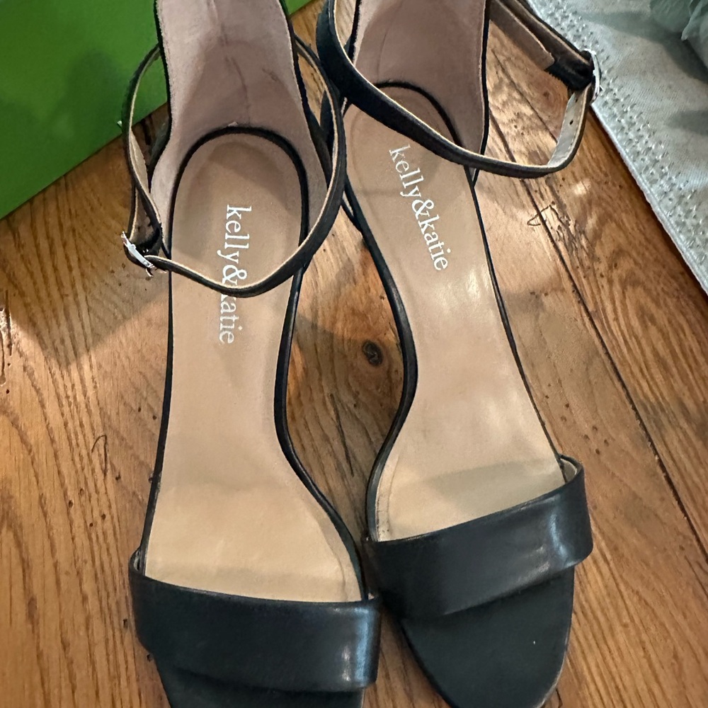 Black sandals